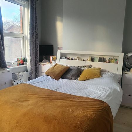 Trehurst Londen Buitenkant foto